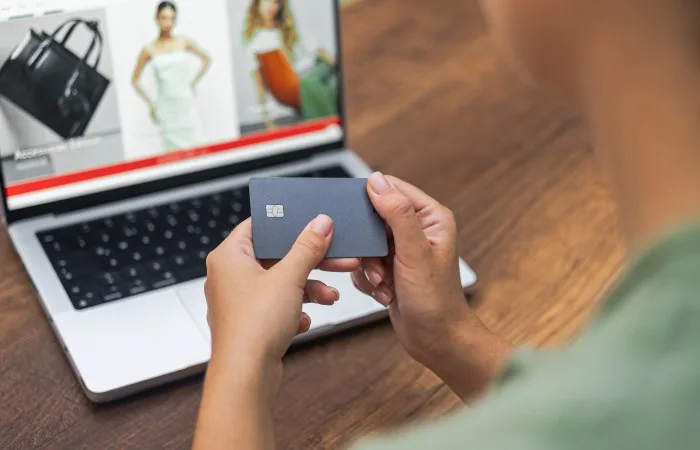 B2B Bayi Yönetimi Olan E-Ticaret Sistemi Kimler İçin Gereklidir?